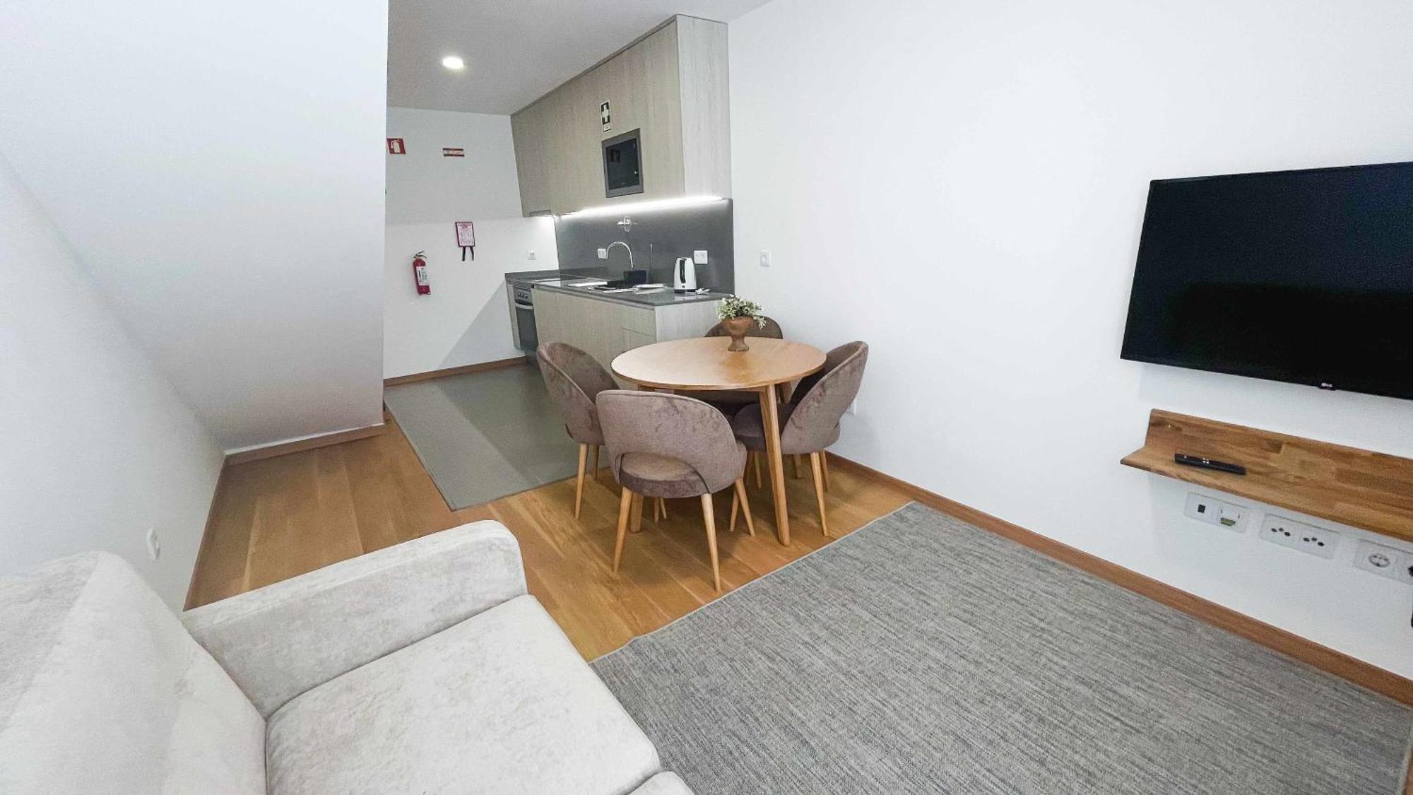 Apolo71 Alojamentos Bragança Exteriér fotografie